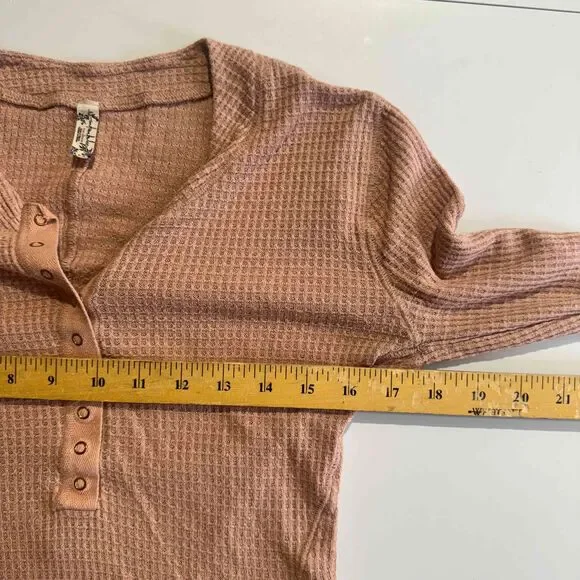 Free People Mauve Henley Top Button Textured Long Sleeve Thermal Transitional - Picture 11 of 11